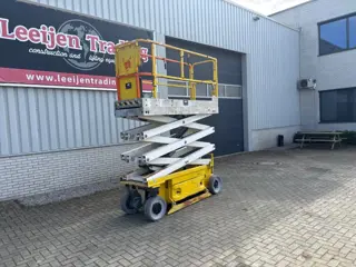 JLG 2030ES electrical scissorlift 2010 year (bj 2008)