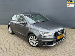 Audi A1 1.4 TFSI 119g. S Line edition/Automaat/Navi/cruise/bluetooth/airco/parkeersensoren
