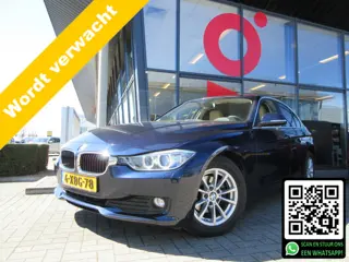 BMW 3-serie 316i Executive | AUTOMAAT | VIERSEIZOENEN BANDEN | LEDER | NAVIGATIE |