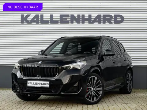 BMW X1 sDrive18i M-Sport Pro - Full-Option - ACC - Trekhaak - Memory