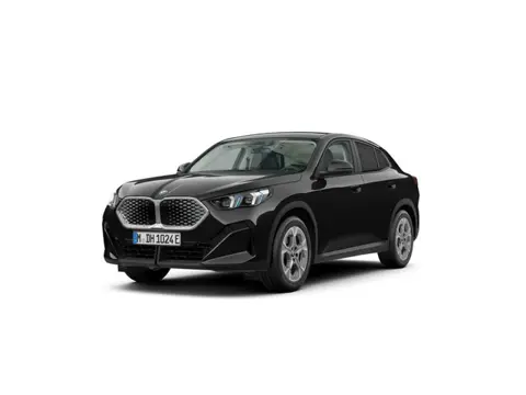 BMW iX2 eDrive20 | Pure Edition | 18'' | Comf. Acc. | Stoelverw. | Camera | Getint glas | Sportstoel