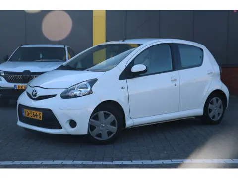 Toyota Aygo 1.0 VVT-i Comfort (bj 2013)
