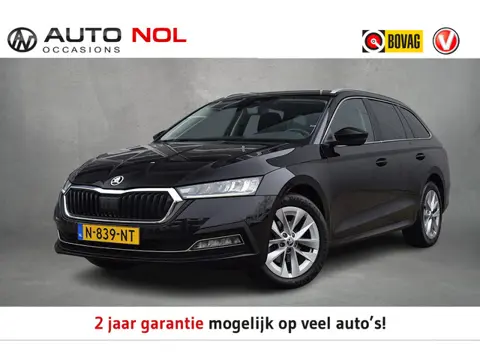 Škoda Octavia Combi 1.0 e-TSI Business Edition | Apple CarPlay | Stoelverw. | Camera | Sportstoelen