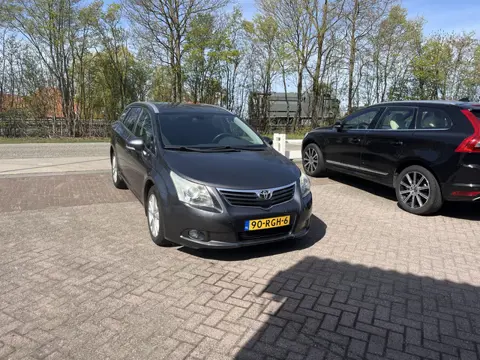 Toyota Avensis wagon 1.8 VVTi Business AUTOMAAT TREKHAAK CAMERA NAVI CLIMA