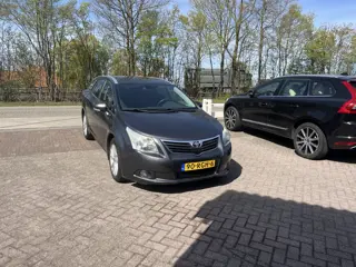 Toyota Avensis wagon 1.8 VVTi Business AUTOMAAT TREKHAAK CAMERA NAVI CLIMA