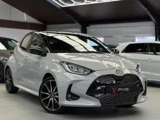 Toyota Yaris 1.5 Hybrid 130 GR SPORT HuD CarPlay Camera