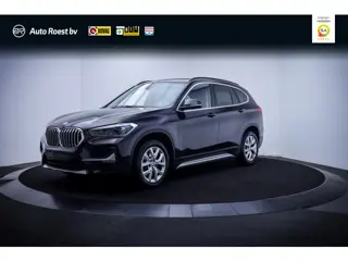 BMW X1 20iA Xdr. X-LINE Edition FULL LED | CAMERA | AFN TREKHAAK | NAVI | LEDER | KEYLESS | STOELVER