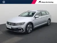 Volkswagen Passat Variant 1.4TSI 160kW/218PK PHEV GTE Business DSG · Navigatie · Apple/Android Car P