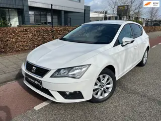 SEAT Leon 1.4 EcoTSI Style Business Intense Cruise/Climate-Control Bluetooth Parkeersensoren-Achter