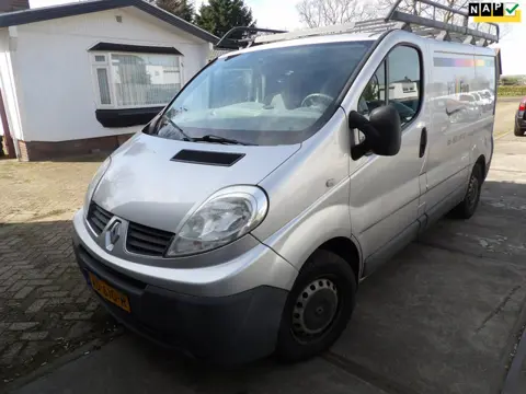Renault Trafic 2.0 dCi T27 L1H1 Générique geen riem maar ketting
