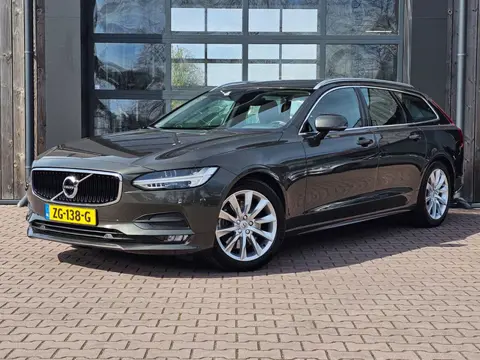Volvo V90 2.0 T4 Momentum | Automaat | LED | Trekhaak | App-connect | Leder | Stuur & stoelverwarmin