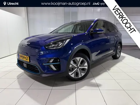 Kia e-Niro ExecutiveLine 64 kWh SOH 98.1 Stoel en Stuur verwarming, Schuif kantel dak, Apple Carplay