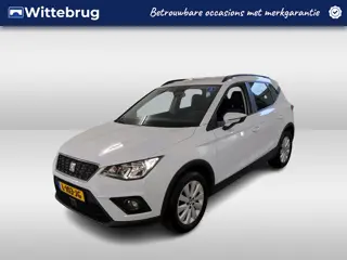 SEAT Arona 1.0 TSI 95pk Style Business Intense / Navigatie / Park Assist / LM 16 inch / Camera A / A