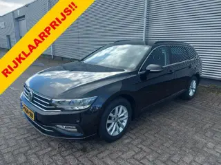 Volkswagen Passat Variant 1.5 TSI Comfort Business Automaat, Carplay,cruise,wegklapbare trekhaak,nav