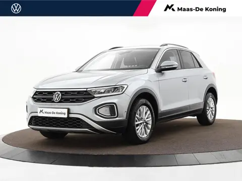 Volkswagen T-Roc 1.0 TSI 110pk Life · Camera · Apple/Android Car Play · P-Sensoren · Airco · Navigat