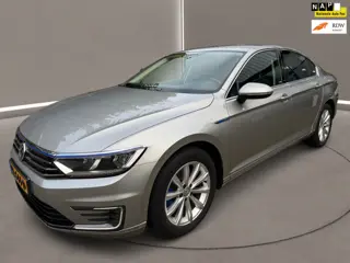 Volkswagen Passat 1.4 TSI GTE Highline 156 Pk Automaat Airco Navi Leer Xenon 19 dkm 1e Eig.
