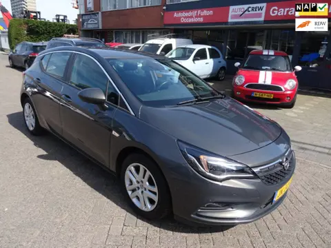 Opel Astra 1.4 Business+/Navi/Cruise/PDC/LMV