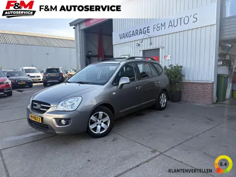 Kia Carens 2.0 CVVT X-ecutive