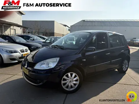 Renault Scénic 1.6-16V Tech Line