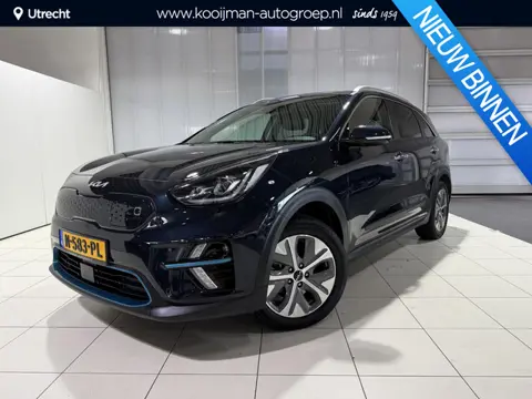 Kia e-Niro ExecutiveLine 64 kWh Stoel en Stuur verwarming, Schuif kantel dak, Apple Carplay/Android 