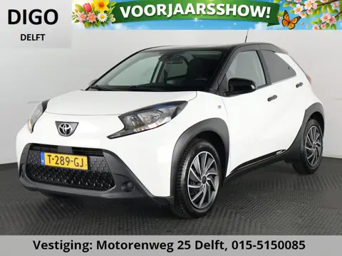 Toyota Aygo X 1.0 BLACK & WHITE SPECIAL EDITION GARANTIE 6-2033 CARPLAY NAVIGATIE.ADAPTIEVE CRUISE. 