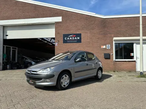 Peugeot 206 1.4 Gentry | Automaat | Lage Kilometerstand