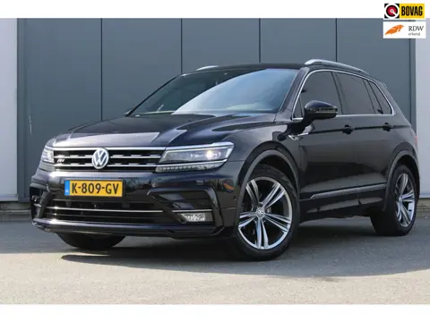 Volkswagen Tiguan 1.4 TSI ACT Comfortline Business R, Automaat, R- Line, 19 inch, Stoelverwarming, C