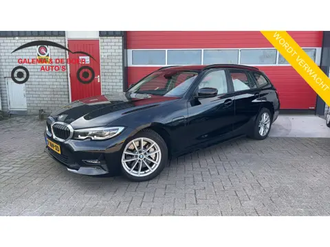 BMW 3-serie Touring 330e Business Edition Plus SPORTSTOELEN / FULL LED / SOH 89% / CARPLAY / DAB+ / 