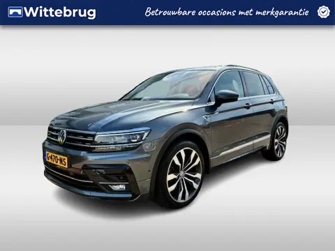Volkswagen Tiguan 1.5 TSI ACT Highline / R-line / Panodak/ Trekhaak wegklapbaar / Navi / Carplay