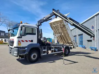 MAN TGS 18.360 / FASSI F135 REMOTED CRANE / TIPPER / BIG AXLE / FULL-STEEL / DRUM BRAKES / 211690 KM