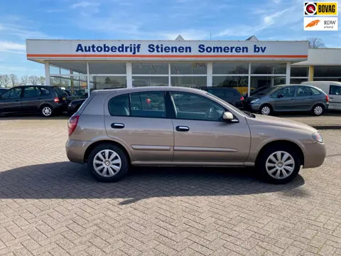 Nissan Almera 1.5 Visia