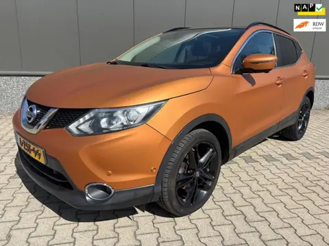 Nissan Qashqai Connect Edition | Sportieve SUV | 360° Camera | Leder | Panoramadak