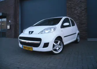Peugeot 107 1.0-12V XS 5DR 2012 Airco APK Nieuw