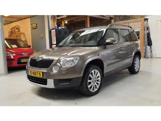Skoda Yeti 1.2 TSI Elegance PANORAMADAK, trekhaak, clima, LMV 17", NAP.......