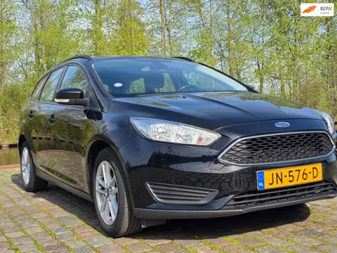 Ford Focus Wagon 1.0 Trend 1e eigenaar dealer onderhouden cruis control parkeer sensor airco cv op a