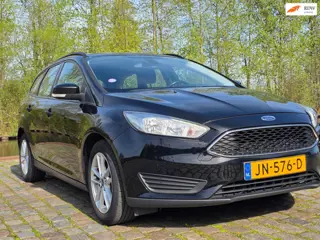 Ford Focus Wagon 1.0 Trend 1e eigenaar dealer onderhouden cruis control parkeer sensor airco cv op a