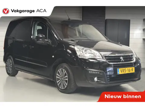 Peugeot Partner 120 1.6 BlueHDi 75 L1 Premium Pack // CAMERA // AIRCO // CRUISE // TREKHAAK // NAVI 