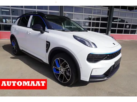 Lynk & Co 01 1.5 hybride 180 PK Panorama dak Automaat Climate | Navi | Adap. Cruise | 360 camera