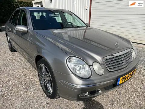 Mercedes-Benz E-klasse 200 K. Elegance AUTOMAAT.CLIMA.NAP.ZGAN!