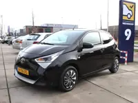 Toyota Aygo 1.0 VVT-i x-play Sparco Carplay-Camera, NL auto, Airco, 5 drs Prijspakker!