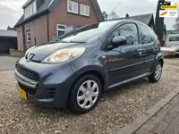 Peugeot 107 1.0-12V XS airco volledig ohdn nette auto