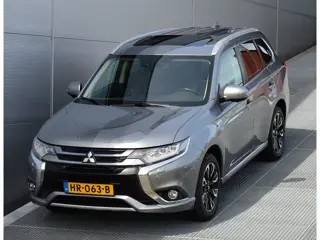 Mitsubishi Outlander PHEV 2.0 INSTYLE PLUS 4WD | PLUG IN HYBRID | FULL OPTIONS | ADAPTIEF CRUISE | S