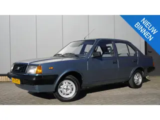 Volvo 340 1.4 72pk DL Special sedan 5-drs Handbak *58982km* NL Auto 1ste eigenaar! * Liefhebbersstaa