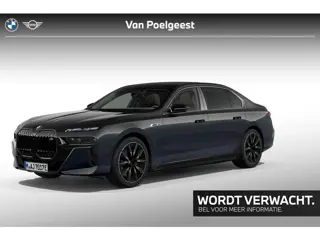BMW i7 M70 xDrive 106 kWh M Sport Pro / Individual Two-Tone lak / Rear-Seat Entertainment / Executiv