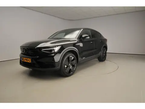 Volvo EC40 Single Motor Plus Black Edition 70 kWh | Pano | Camera | Harman/Kardon