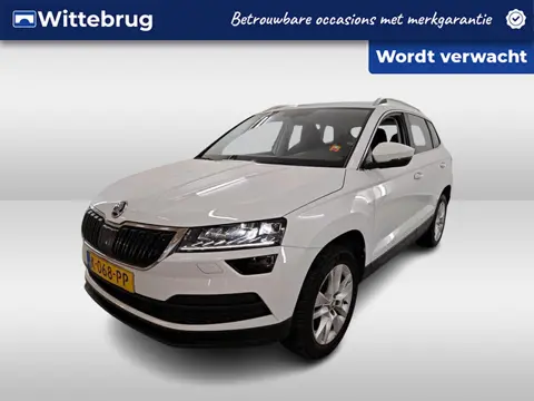 Škoda Karoq 1.5 TSI ACT 150pk DSG Business Edition Plus / Panoramadak / LED / Navi / Camera / Cruise