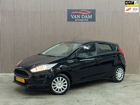 Ford Fiesta 1.0 Style Essential 2016 NAP TREKHAAK NAVI BLUETOOTH