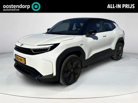 Toyota Urban Cruiser Executive 61 kWh **PANORAMA DAK/ STUURVERWARMING/ 360 CAMERA**