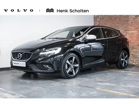 Volvo V40 T3 R-Design | Parkeercamera | Navigatie | Parkeersensoren voor + achter | Stoelverwarming 