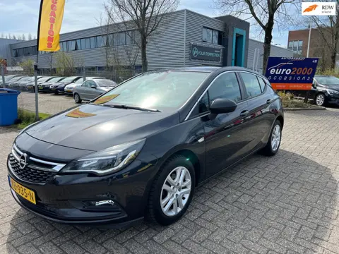 Opel Astra 1.0 Edition - AIRCO - CAMERA - NAVIGATIE !